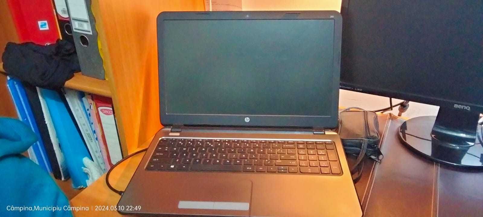 Laptop  Hewlett-Packard