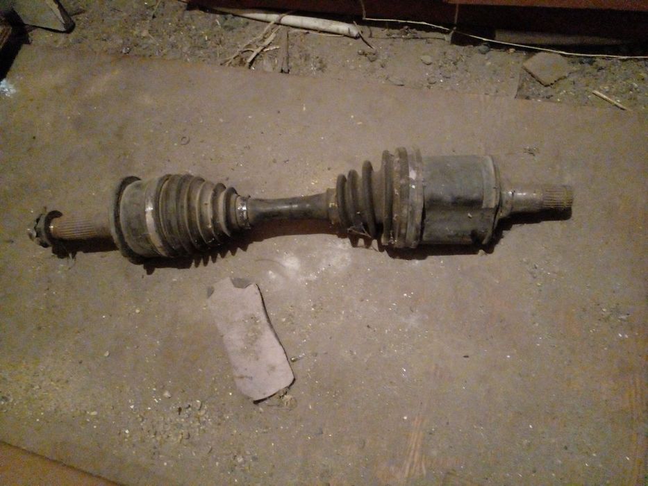 Продам привод передний сюрф 185