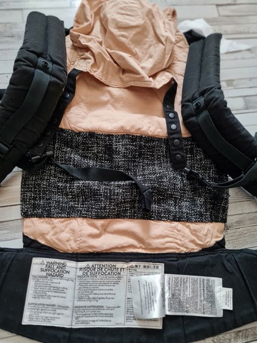 Ergobaby sistem .
