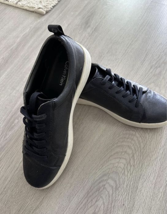 Adidasi CK originali