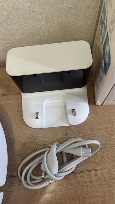 Продам робот-пылесос xiaomi в хорошем состоянии