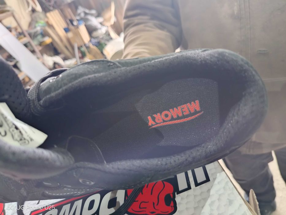 Нови Работни обувки