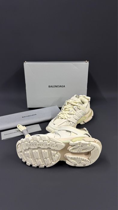 Balenciaga Track Обувки - Бежов светъл