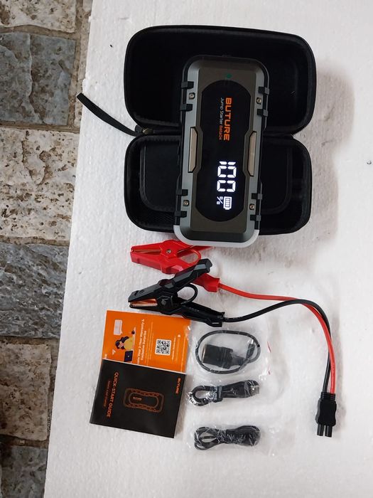 Robot de pornire auto cu baterie externa BUTURE JUMP Starter Beta 04 n