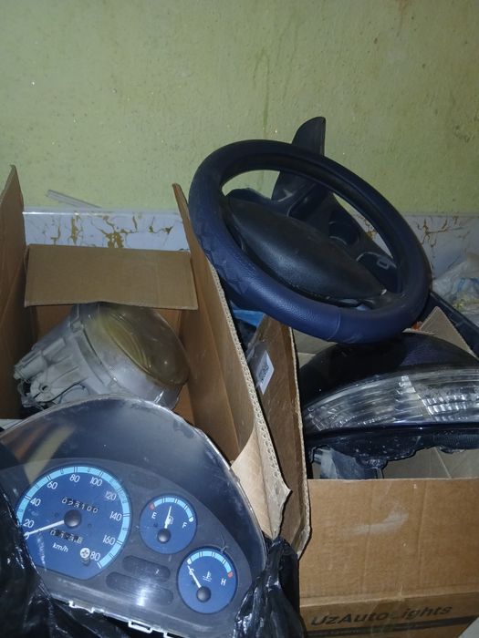 Матиз запчастлари сотила