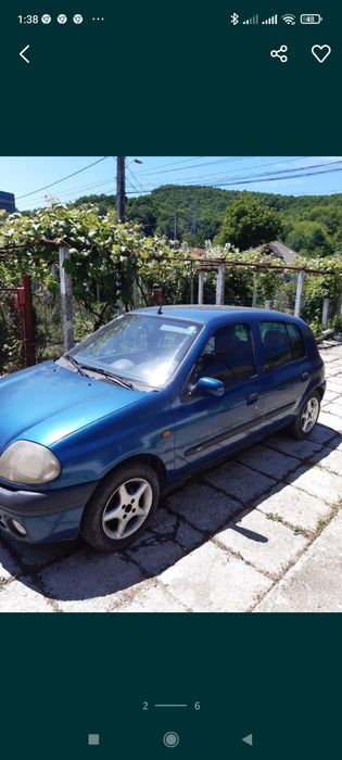 Vând Renault clio2 1.9 d motor defect