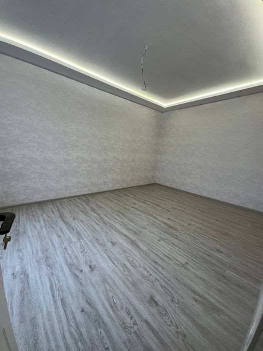 Сергели Хонабод 25 чи мактаб олди 4 хона 2 этажка коттедж янги