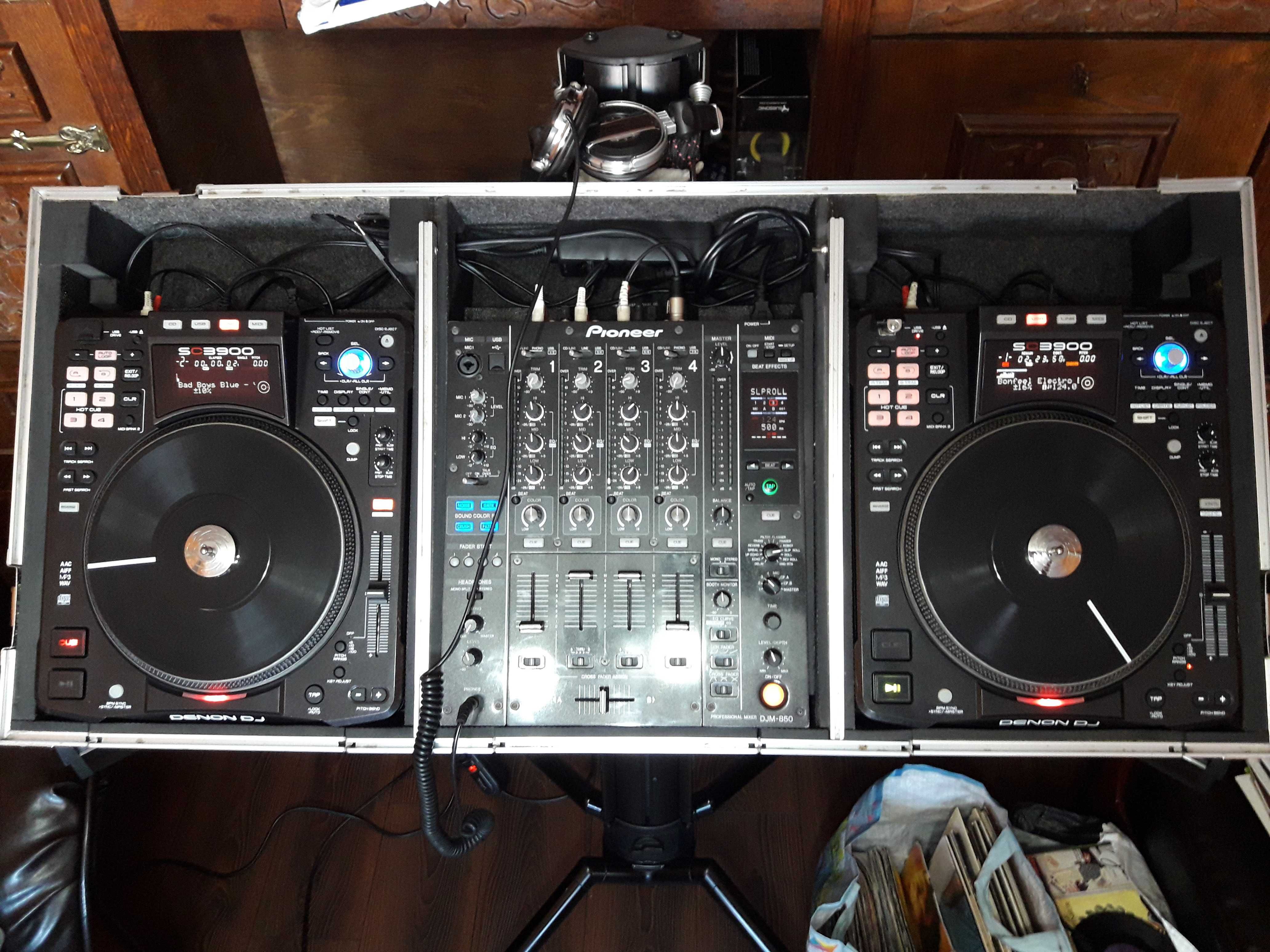 Denon Dj SC3900 cu platan