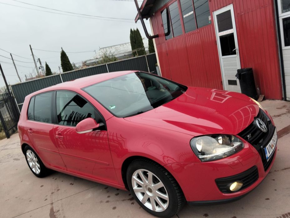 Vând golf 5GT 14 TSI