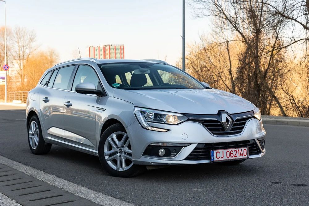 Renault Megane Renault megane 4-stare foarte buna!!