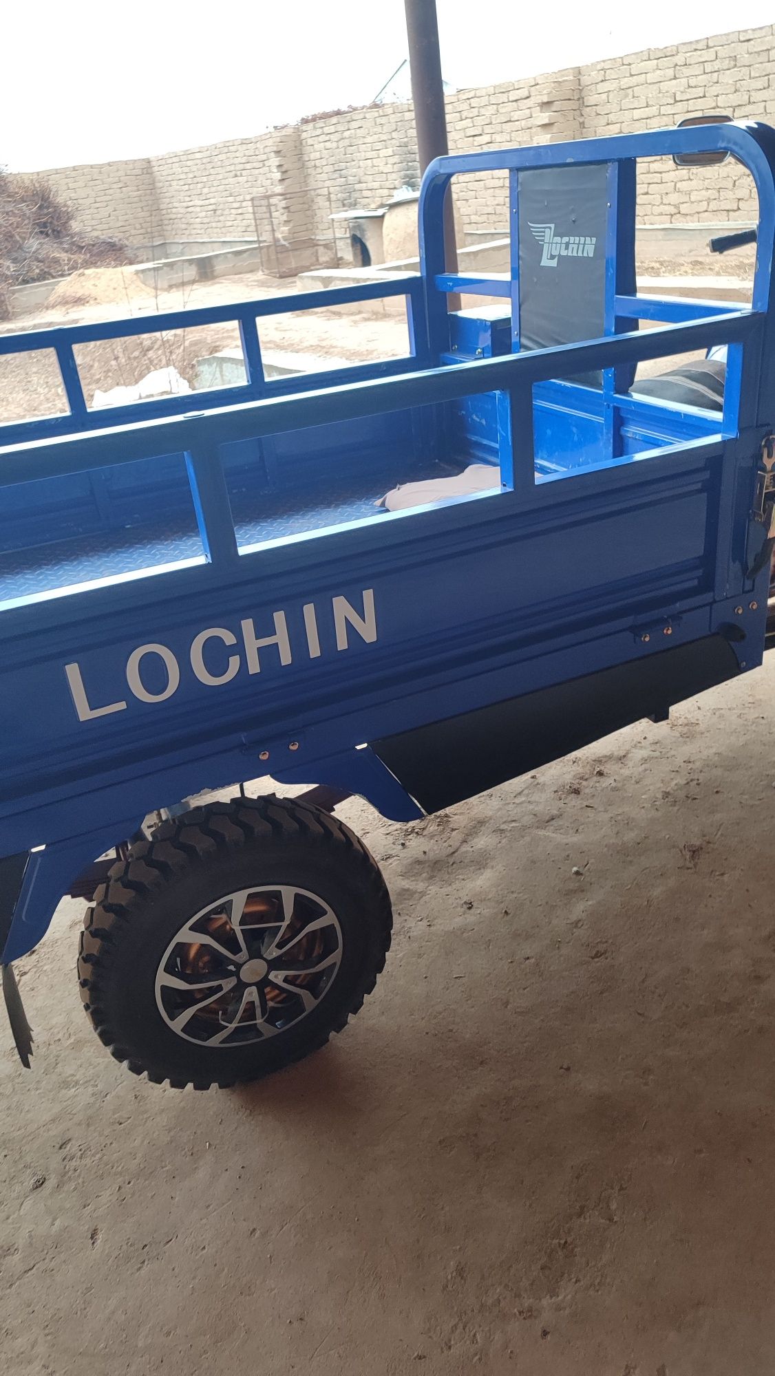 Lochin moto 2023