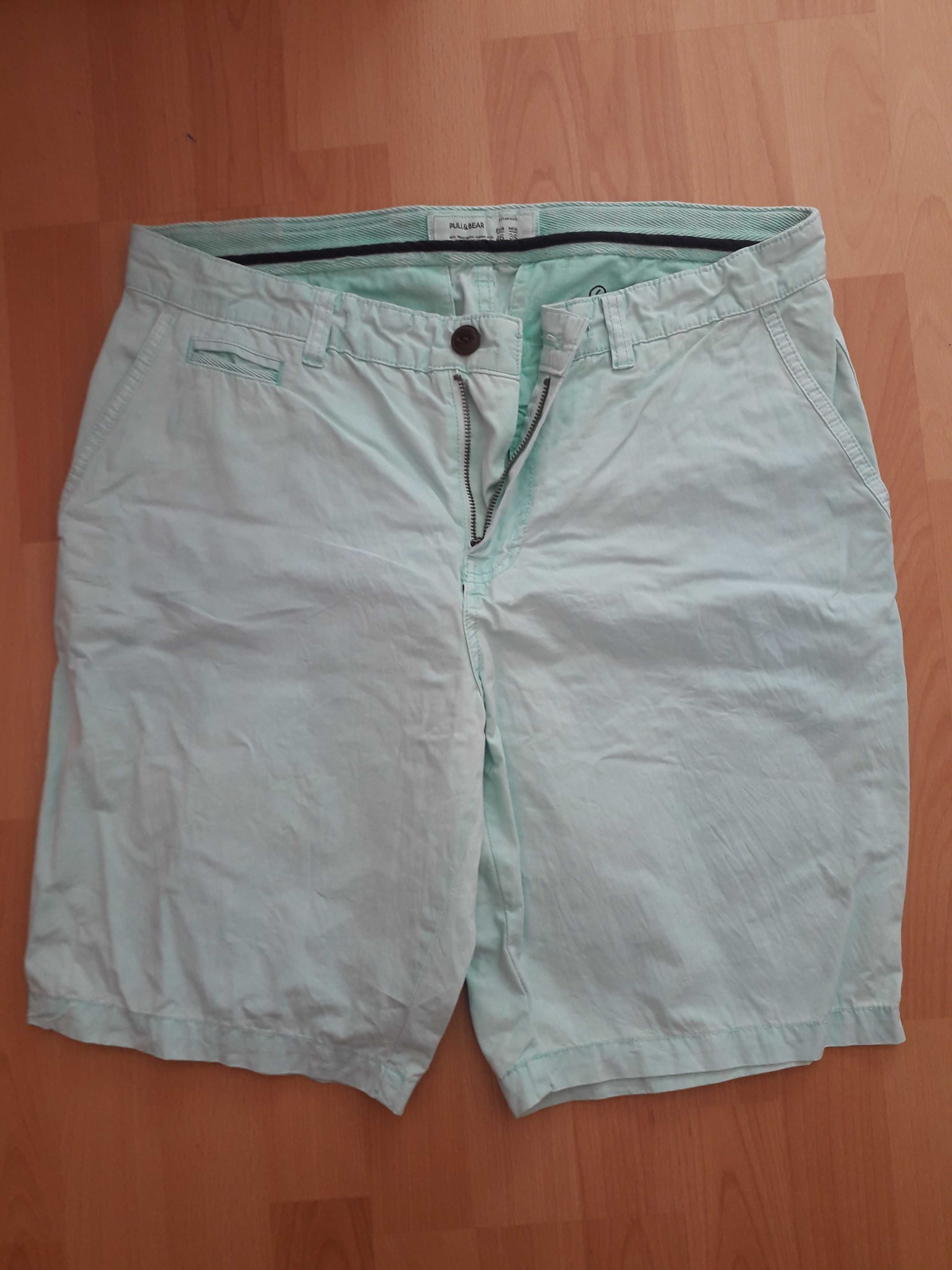 Pantaloni scurti barbati Pull & Bear marime 46