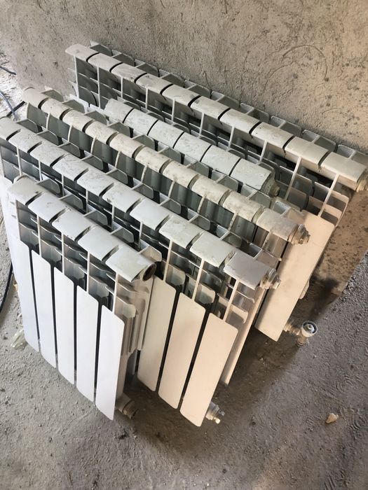 Алюминевые батарей продам в хорошом состояний прошлогодние почти новые