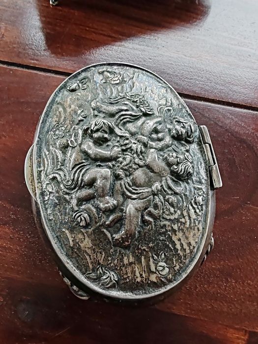 Caseta bijuterii Argint 0,800 - 215 gr.