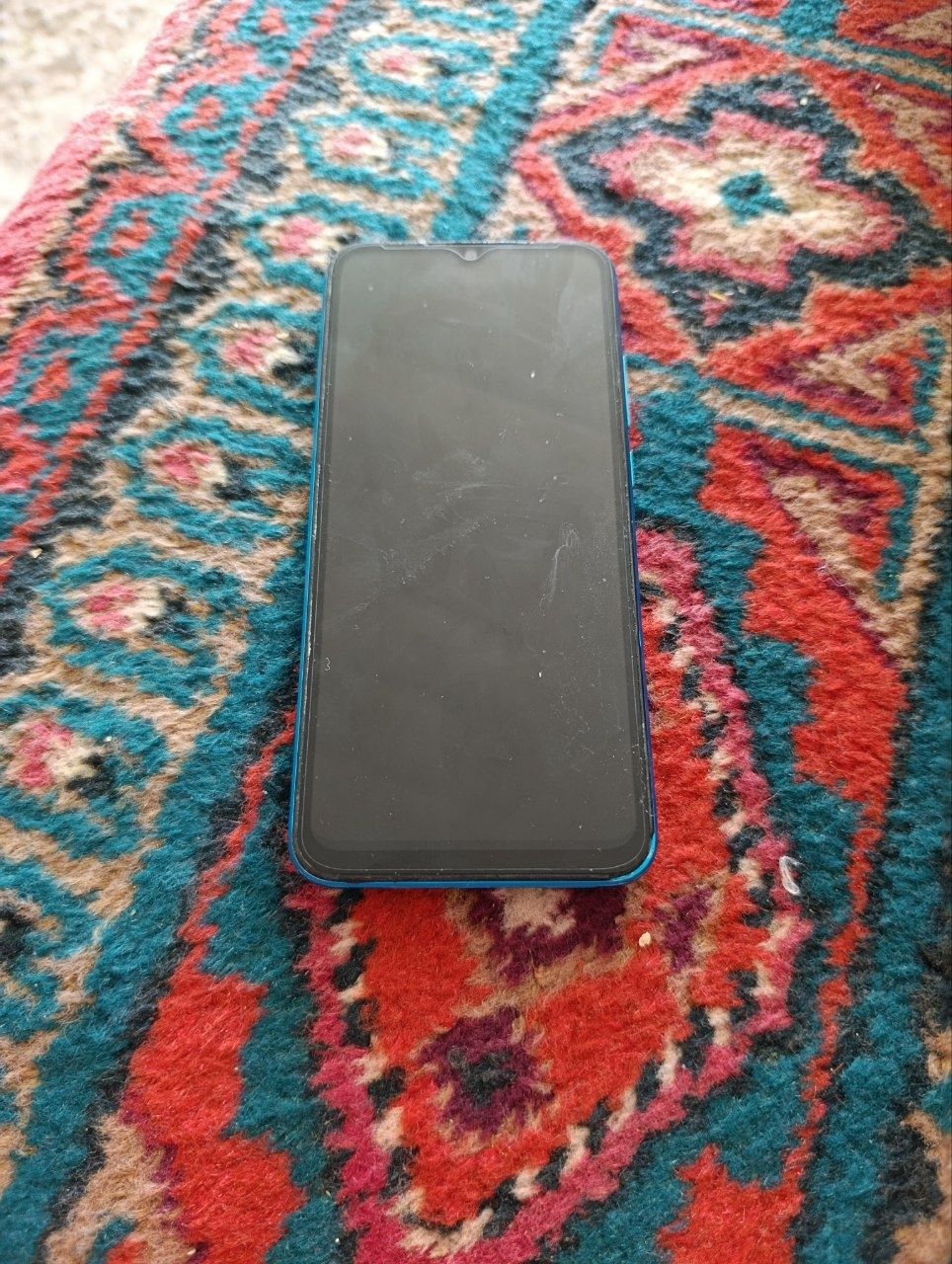 Redmi 9 A sotiladi. Bitta chexol qo'shib beriladi. Srochna