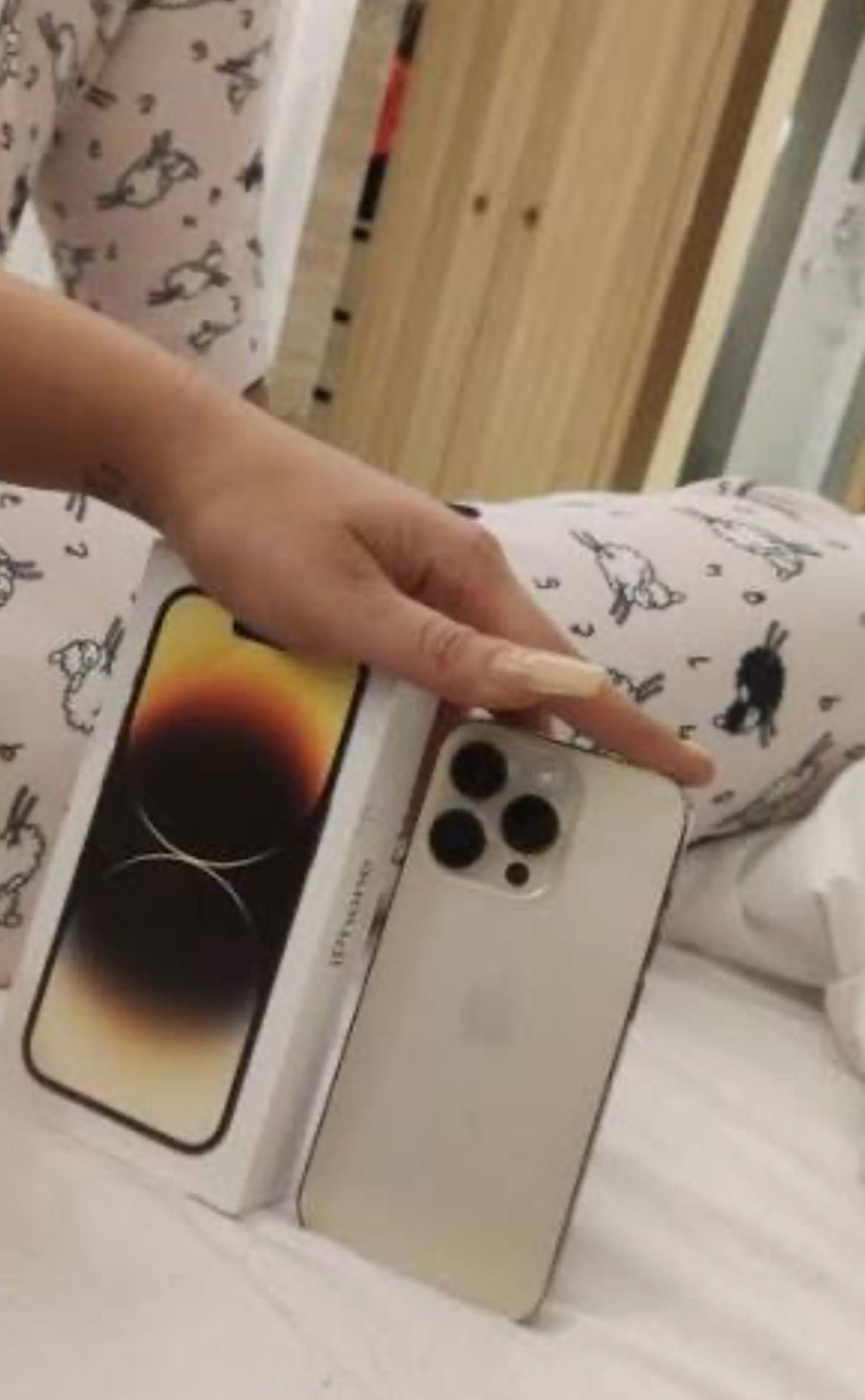 iphone 14 pro golg 256