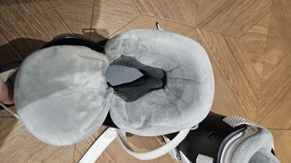 Clăpari HEAD FX GT 26.5 aproape noi