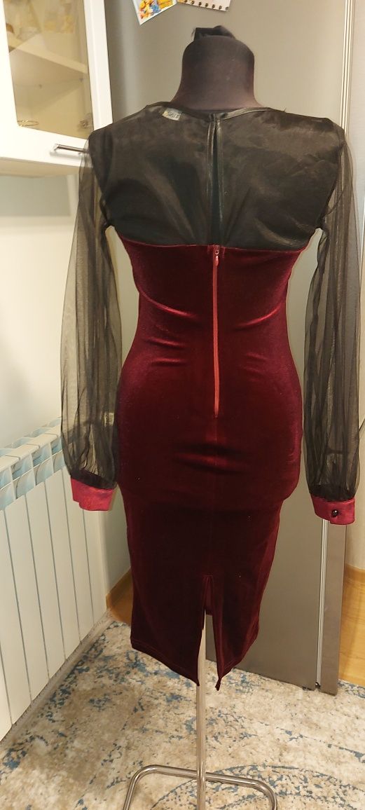 Rochie catifea bordo