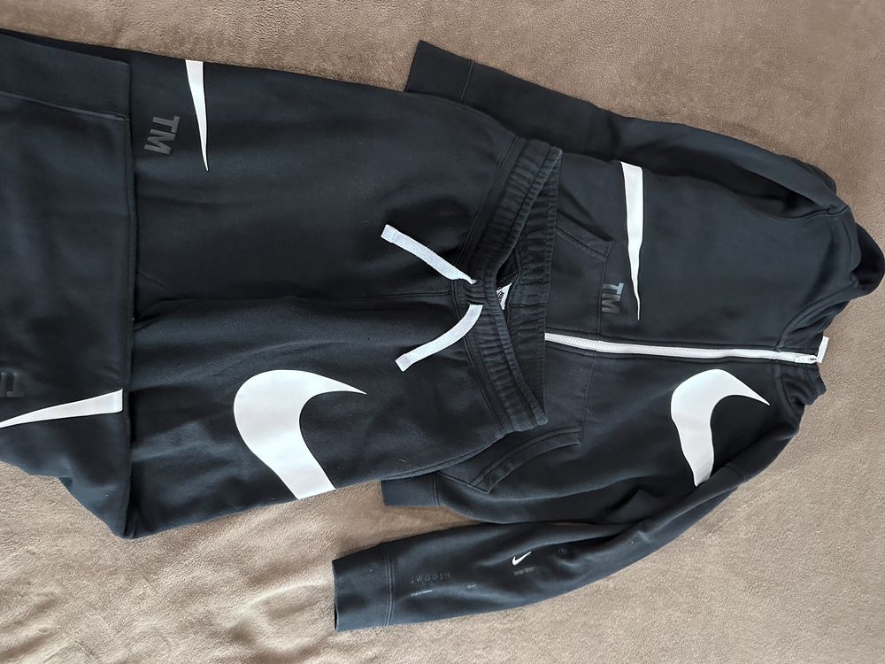 Детски спортен екип Nike Swoosh