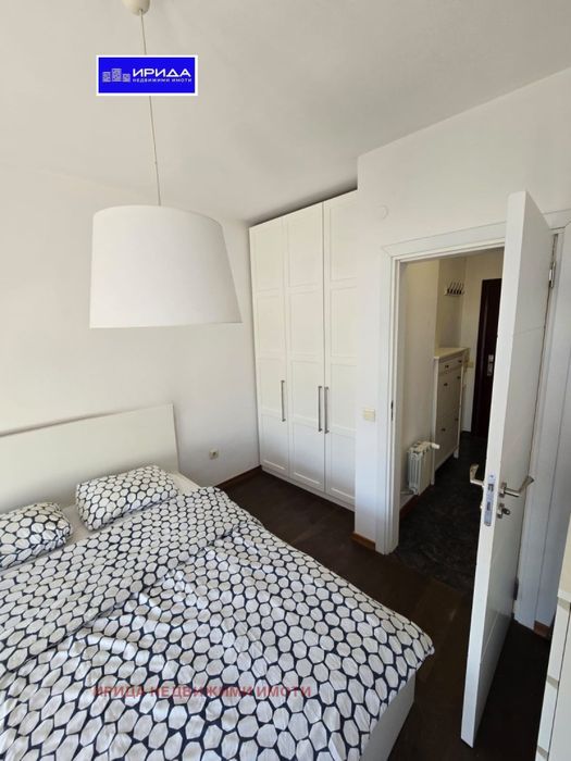 Продава се Двустаен апартамент в София, Център - 70 кв.м за 4143 €/кв.м - Снимка #2