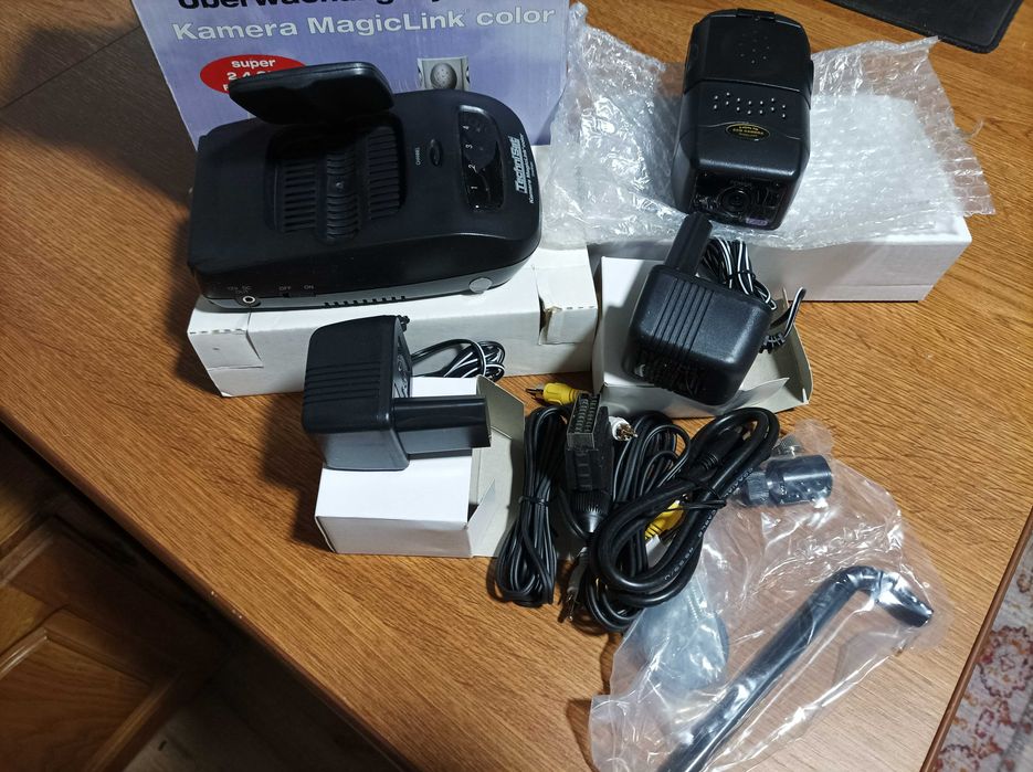 Camera WIFI Magic Tehnic Sat la pachet cu monitor-TV