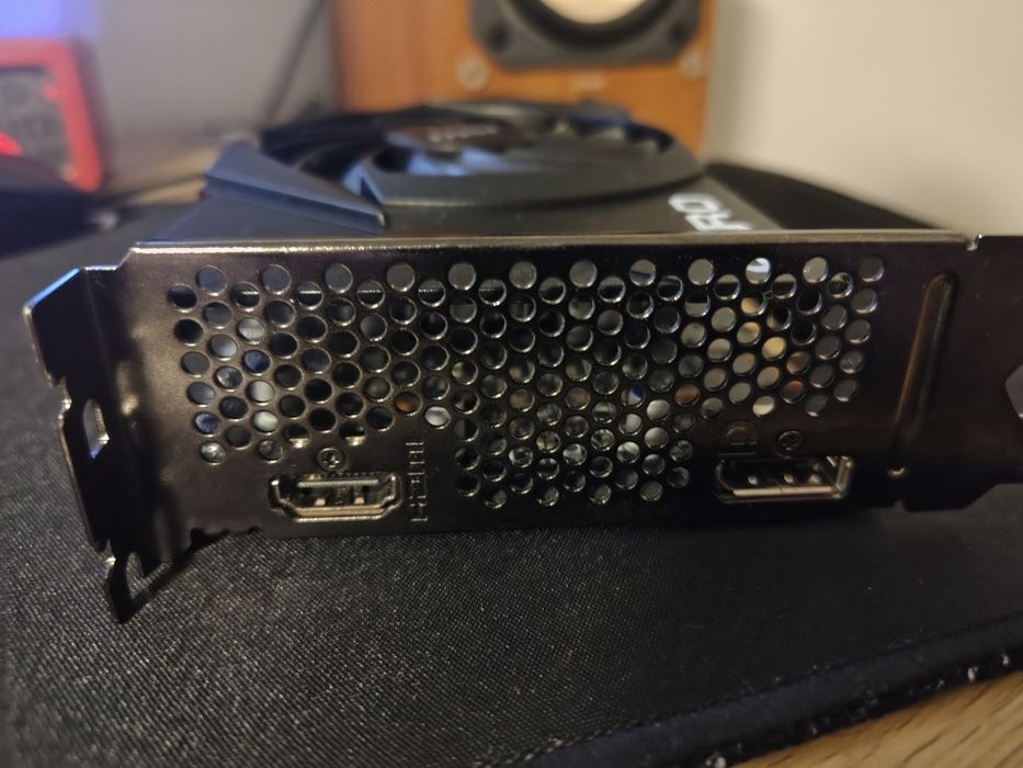 Placa video AMD Radeon RX 6400