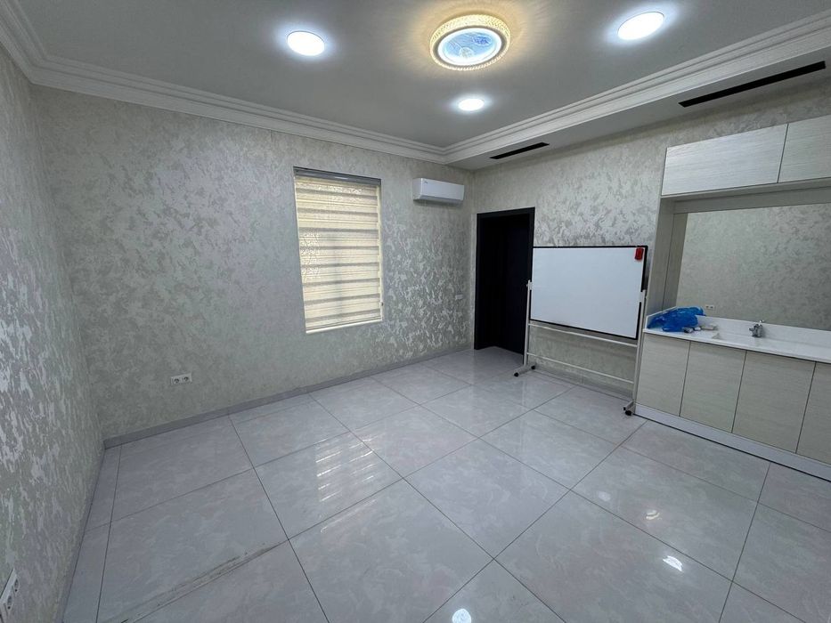 Аренда офиса. Луначарский. Первая линия вдоль дороги. Пл: 160 м²