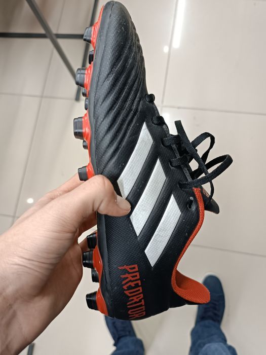 Бутсы Adidas predator academy 42