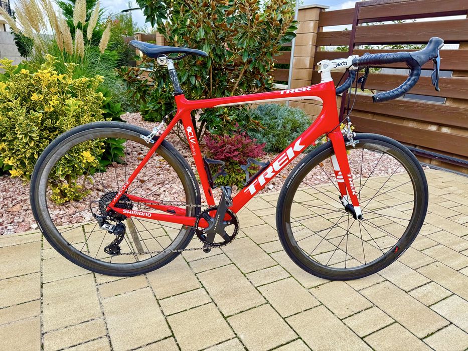 Bicicleta Gravel Cursiera Trek Madone 6 Series OCLV Carbon 5.9kg