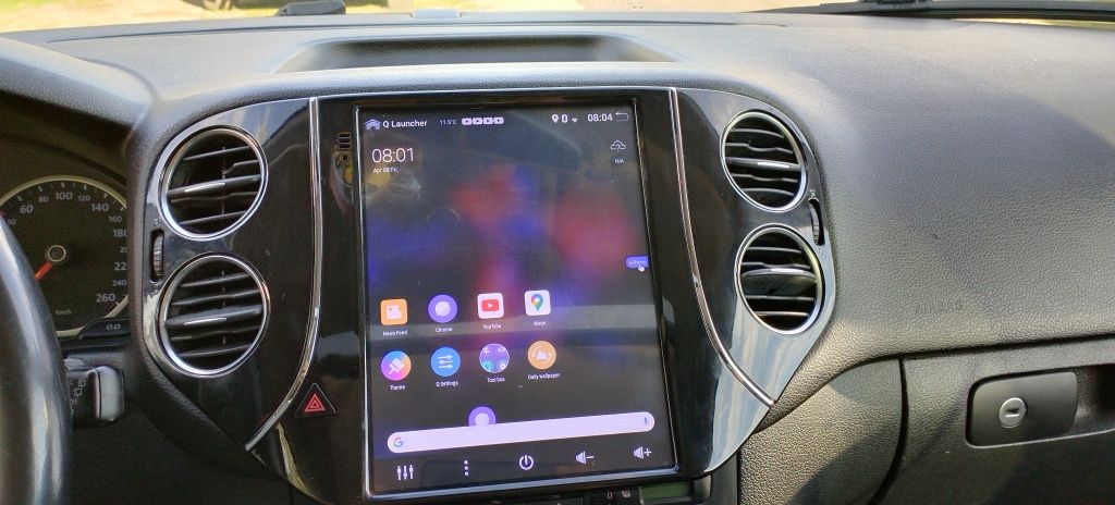 Navigatie dedicata cu Android tip tesla