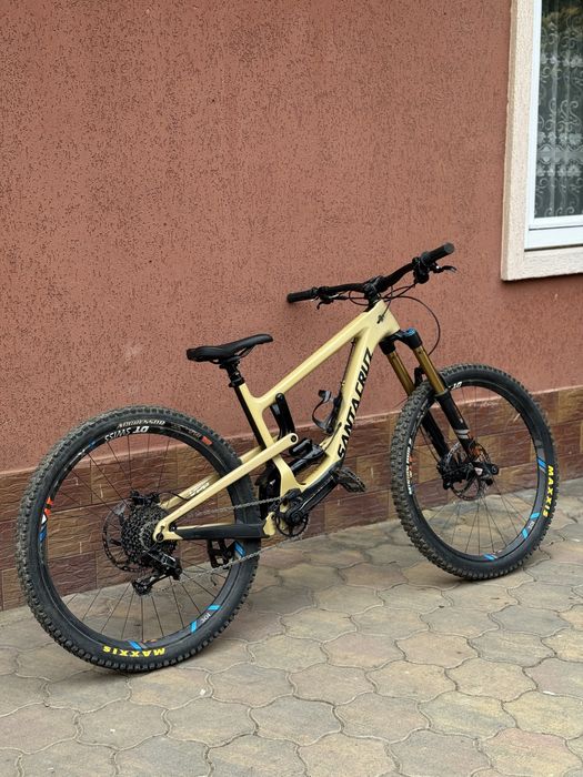 Santa Cruz Nomad C 4