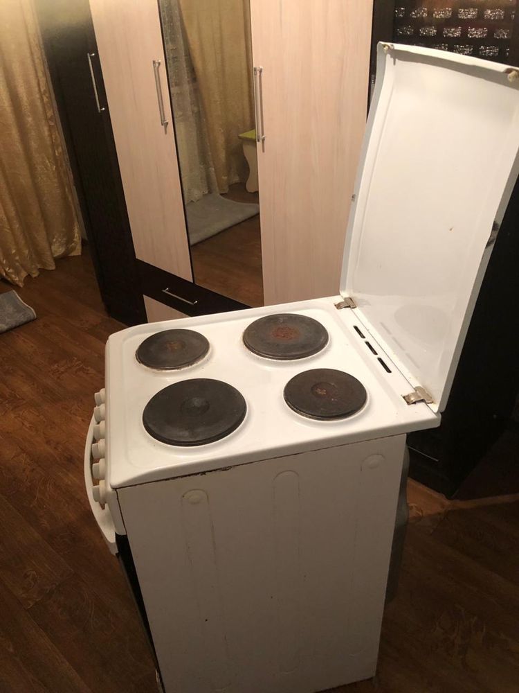 Продам плитку Indesit