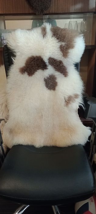 Обработена агнешка кожа - за Постелки/Декорация