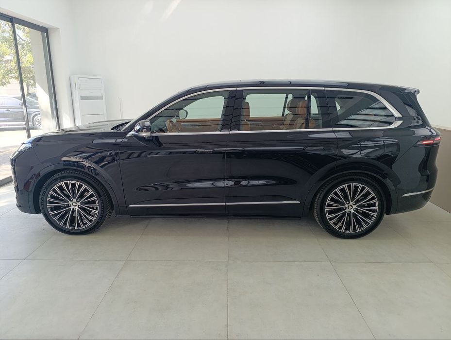 Deepal S09 full Hybrid
