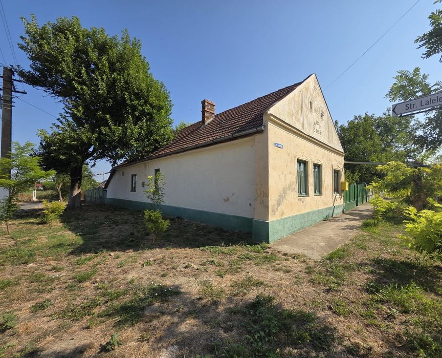 Casa localitatea satchinez