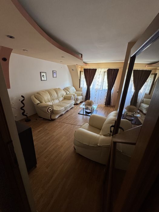 Apartament 2 camere decomandate Lupeni langa statiunea Straja