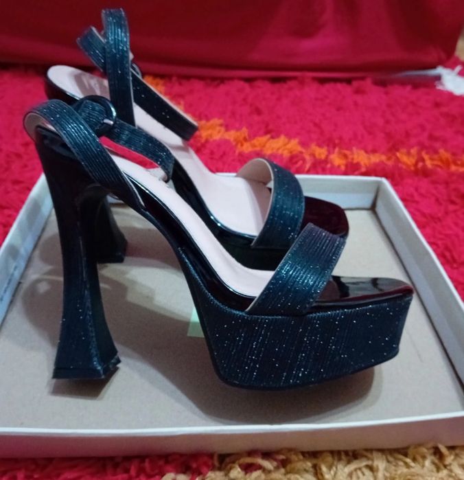 Sandale dama cu platforma și toc inalt