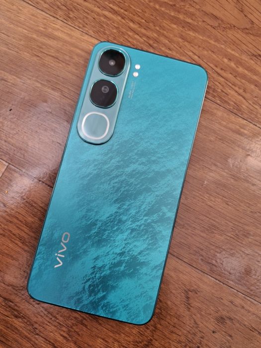 Vivo 40 lite 8/8 128g