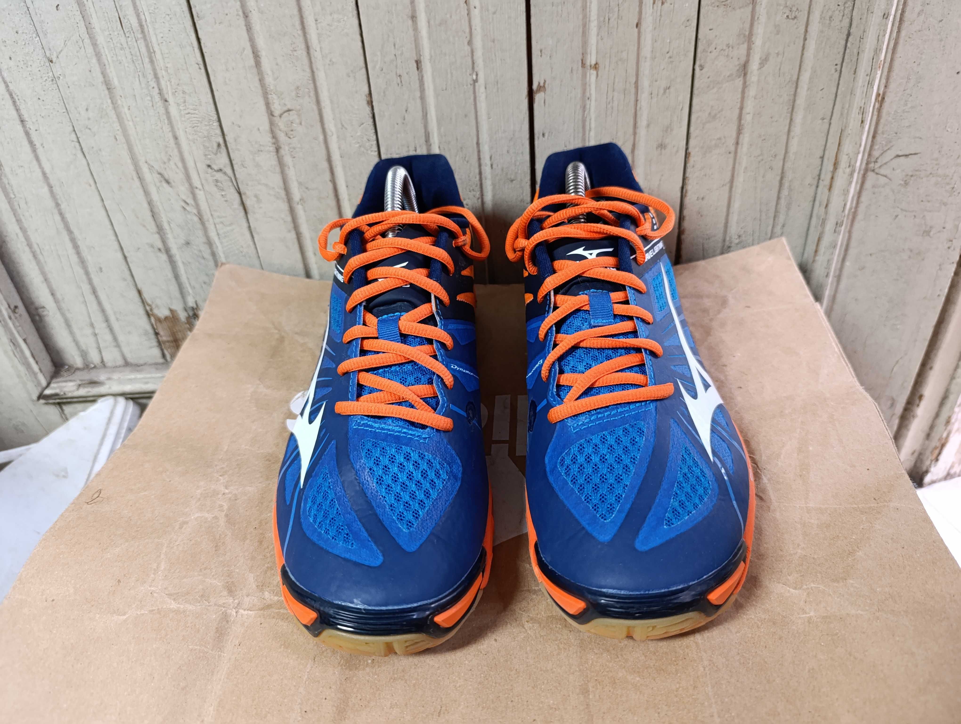 Mizuno Wave Lightning Z''оригинални маратонки 43 номер