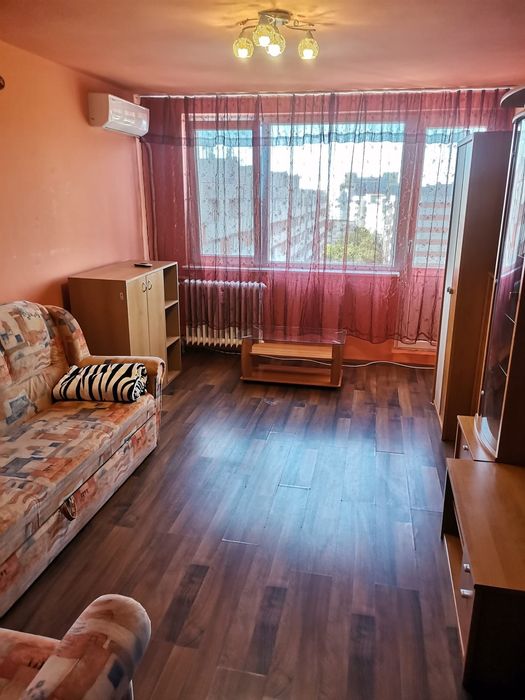 Închiriez garsonieră