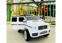Masinuta electrica pentru copii Mercedes G63 AMG 2x30W 12V #White