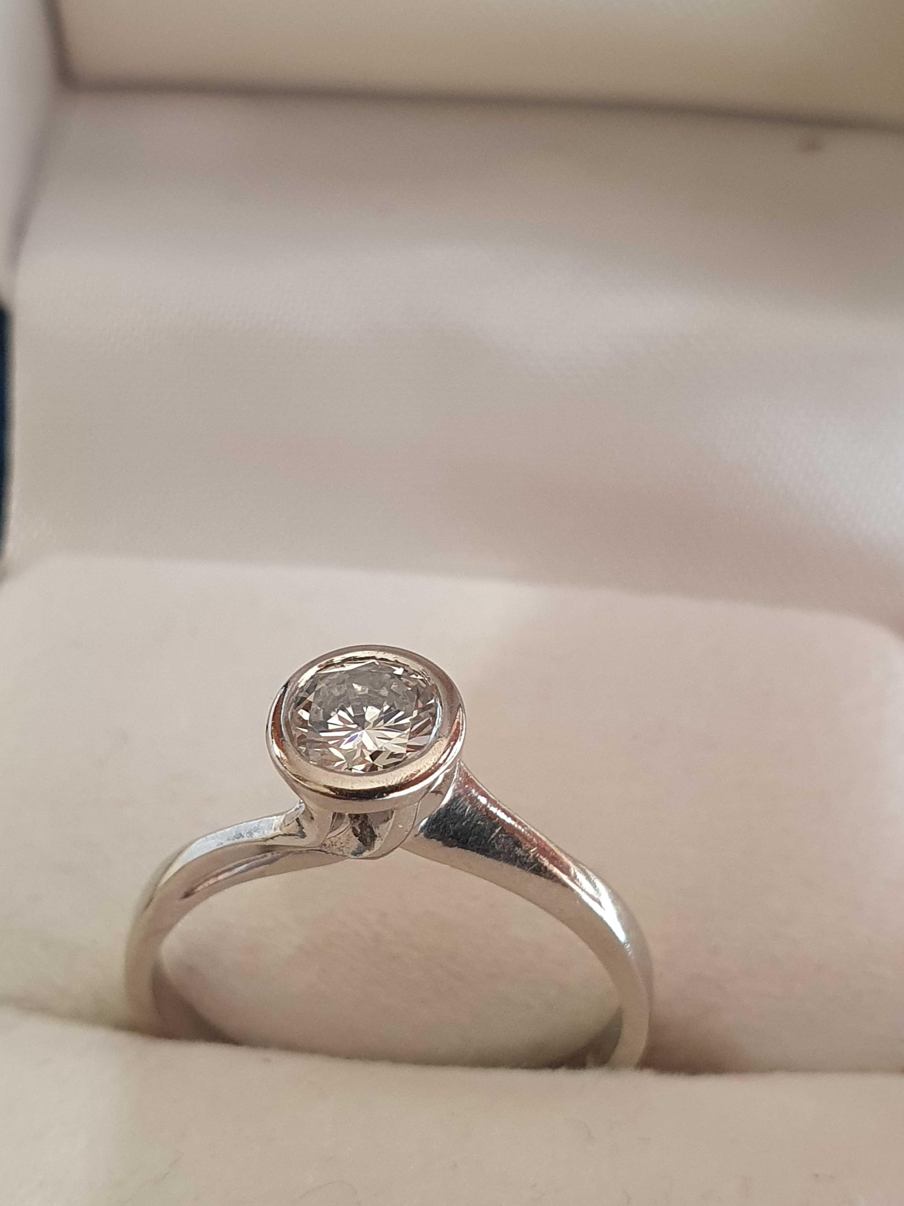 Inel logodna TURBILION aur alb 14k cu diamant natural VVS 0,5ct