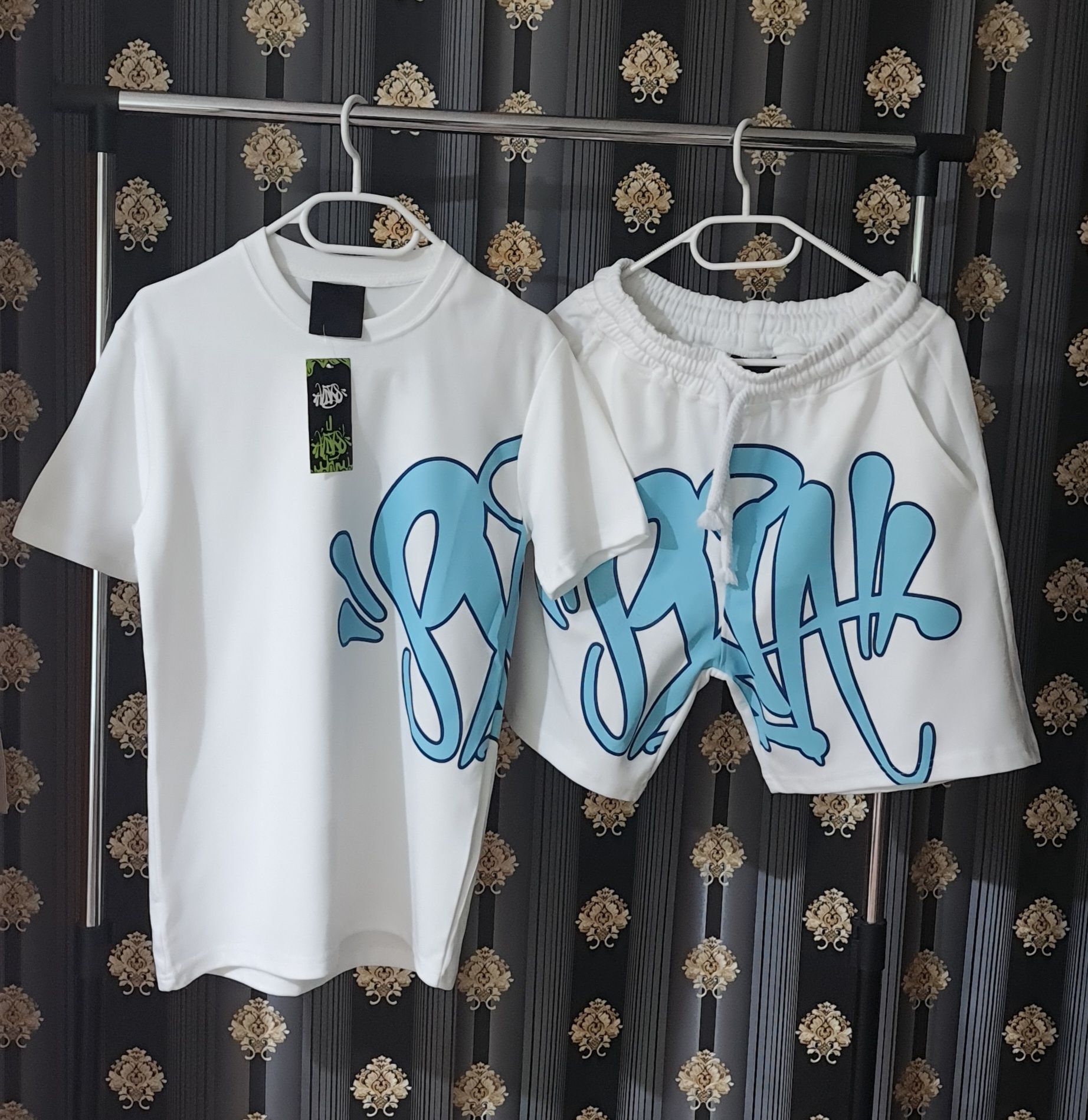 Compleu Essentials / Syna world   premium