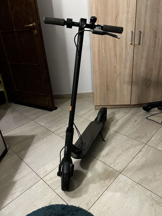 Trotineta electrica Xiaomi Mi Electric Scooter Essential - stare buna
