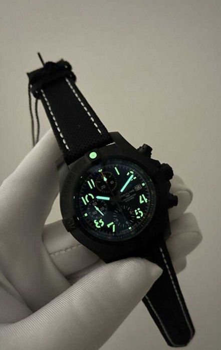 Breitling Avenger Chronograph 45 Night Mission V13317101B1X2