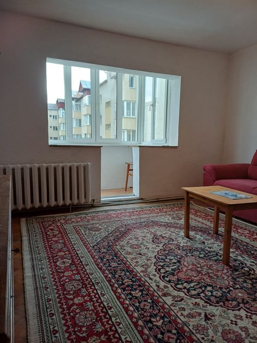 Proprietar vând apartament 2 camere et 2 Al. Plopilor ocupabil imediat
