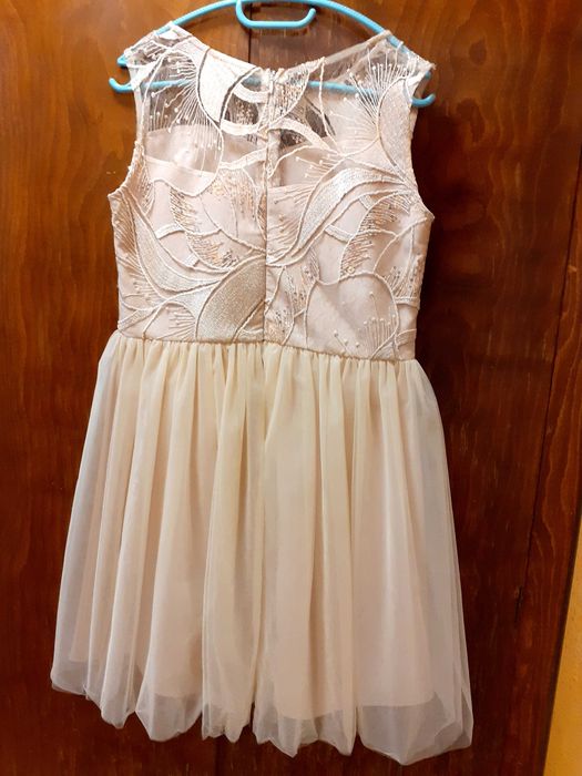 Елегантна кокетна Рокля Lucy