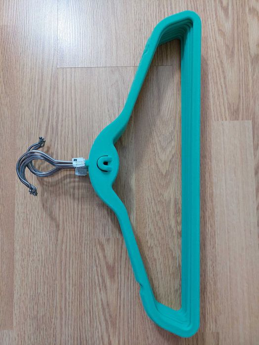 Umerase din Plastic Acoperite cu Velur pentru Haine Culoare Turcoaz