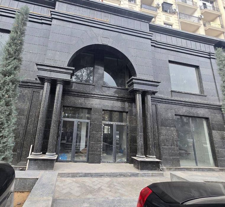 Продаётся помещение Ц-5 ЖК Muhtasham 278 кв.м