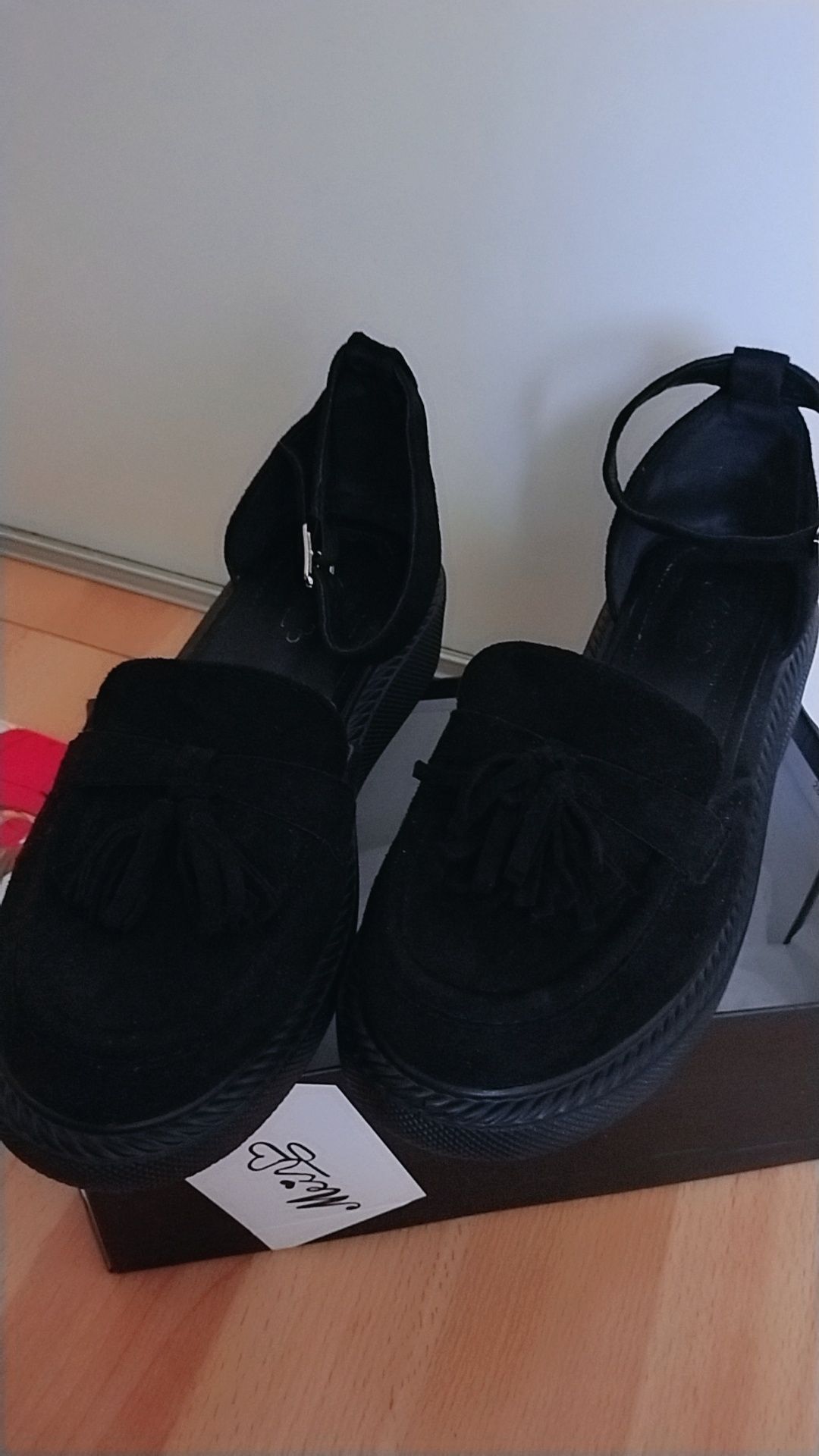 Vând Papuci damă casual 37